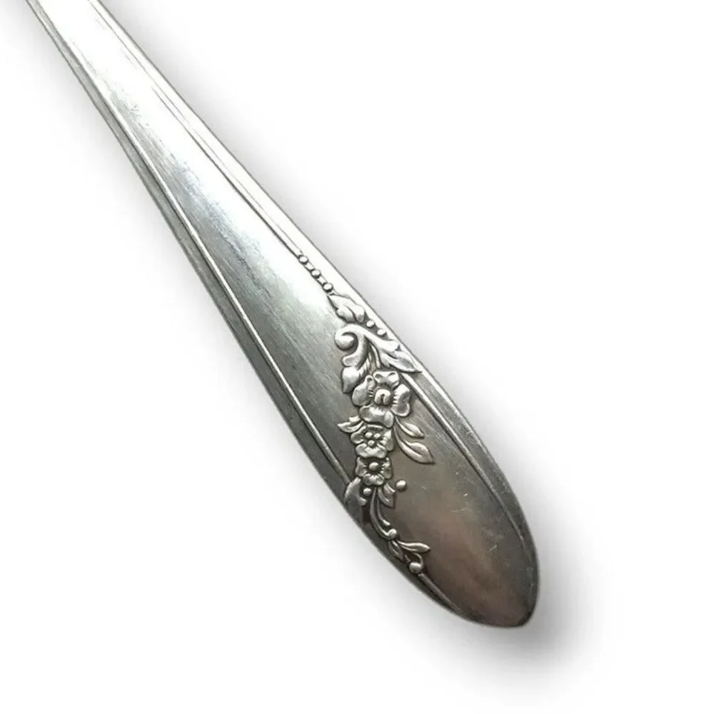 Oneida Tudor Community Plate Queen Bess II Teaspoon-Vintage-Silver Plate-MCM
